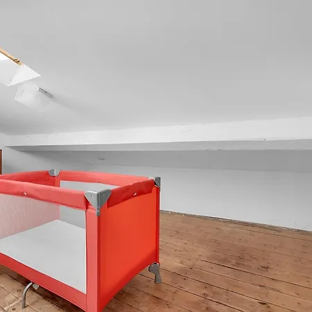 Апартаменты Spacious And Bright In The Historic Center Тулуза